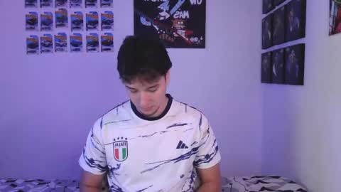 Snapshot of jack_walker190 chatting on 02-09-26, 12:03 J online show from 02-09-26, 12:03