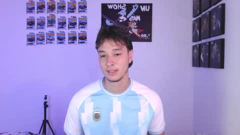 Snapshot of jack_walker190 chatting on 02-25-26, 01:26 J online show from 02-25-26, 01:26