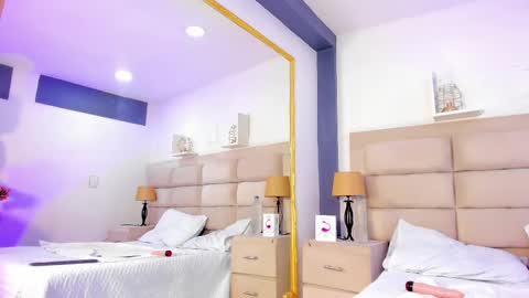 Snapshot of jackblanco_ chatting on 02-19-25, 04:23 Jack White online show from 02-19-25, 04:23