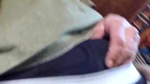 Snapshot of jackboys16 chatting on 01-22-25, 08:28 Dess online show from 01-22-25, 08:28