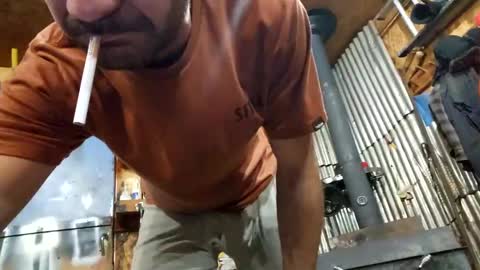 Snapshot of jackboys16 chatting on 01-26-25, 08:46 Dess online show from 01-26-25, 08:46