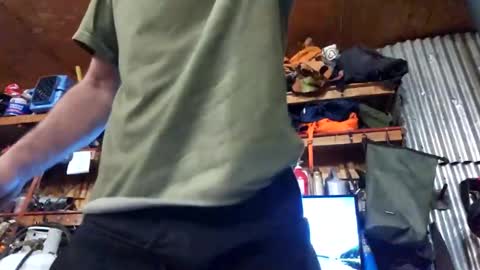 Snapshot of jackboys16 chatting on 01-28-25, 09:41 Dess online show from 01-28-25, 09:41