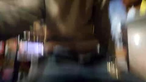 Snapshot of jackboys16 chatting on 11-09-25, 08:56 Dess online show from 11-09-25, 08:56