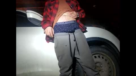 Snapshot of jackboys16 chatting on 01-15-26, 01:10 Dess online show from 01-15-26, 01:10