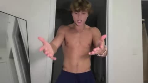 Snapshot of jackedvander chatting on 07-02-26, 03:23 jackkkkk online show from 07-02-26, 03:23