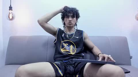 Jackes Taylor online show from 09-26-25, 04:27