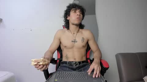 Jackes Taylor online show from 11-13-25, 05:39