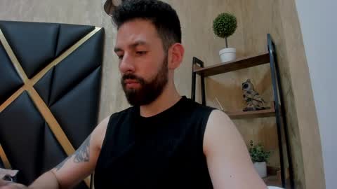 Snapshot of jackfoden01 chatting on 01-04-25, 03:50 Jack Foden online show from 01-04-25, 03:50