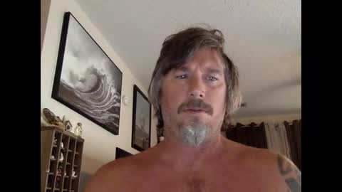 Snapshot of jackhammerhead chatting on 10-19-25, 01:45 jackhammerhead online show from 10-19-25, 01:45