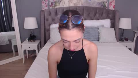 Snapshot of jackie__fox chatting on 01-09-26, 01:14 Jackie online show from 01-09-26, 01:14