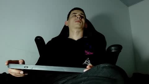 Snapshot of jackk_ho chatting on 12-10-24, 07:05 Jack online show from 12-10-24, 07:05