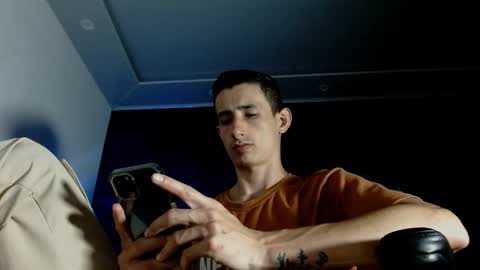 Snapshot of jackk_ho chatting on 02-12-25, 06:40 Jack online show from 02-12-25, 06:40