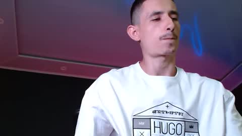 Snapshot of jackk_ho chatting on 09-20-25, 06:31 Jack online show from 09-20-25, 06:31