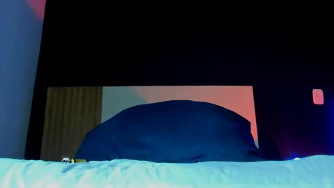 Snapshot of jackk_ho chatting on 10-18-25, 05:14 Jack online show from 10-18-25, 05:14