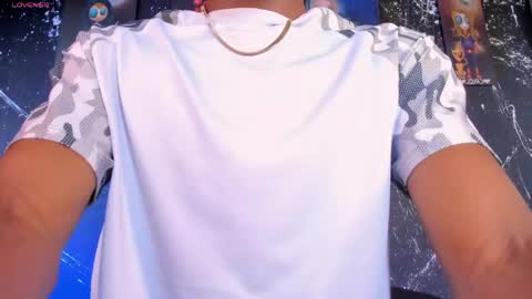 Snapshot of jacksonmuller_ chatting on 04-29-26, 01:37 Jackson online show from 04-29-26, 01:37