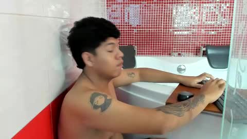 Jackson  online show from 01-24-25, 08:43