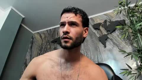 Snapshot of jacob_benelli chatting on 05-05-26, 11:35 Jaco online show from 05-05-26, 11:35