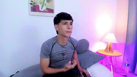 Snapshot of jacob_colliins chatting on 05-17-26, 03:04 jacob_colliins online show from 05-17-26, 03:04