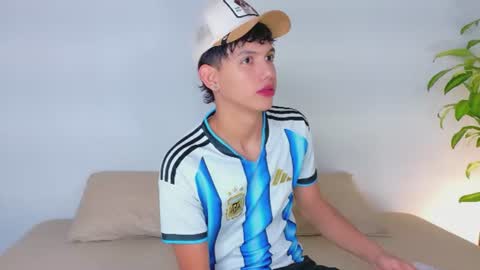 Snapshot of jacob_cullen_ chatting on 06-23-26, 01:58 JACOB online show from 06-23-26, 01:58
