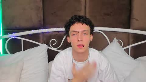 Snapshot of jacob_davidson chatting on 06-20-26, 05:27 Jacob online show from 06-20-26, 05:27