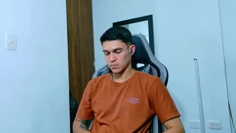 jacob_king01 online show from 02-20-26, 12:49