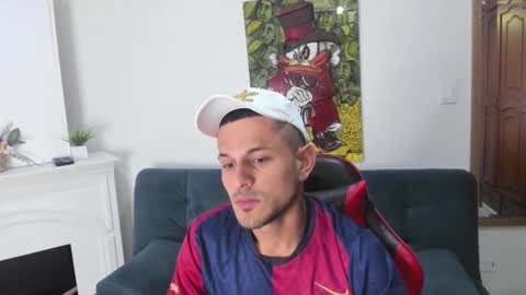 Snapshot of jacob_stonne chatting on 06-10-26, 10:58 jacob_stonne online show from 06-10-26, 10:58
