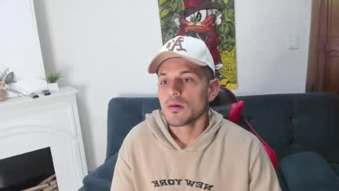 Snapshot of jacob_stonne chatting on 06-12-26, 10:58 jacob_stonne online show from 06-12-26, 10:58