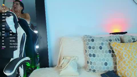 Snapshot of jacobo__parker21 chatting on 06-19-26, 03:11 jacobo parker online show from 06-19-26, 03:11