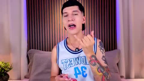 Snapshot of jacobo__parker21 chatting on 07-21-26, 10:17 jacobo parker online show from 07-21-26, 10:17