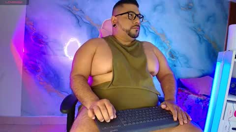 Snapshot of jacoob_woods chatting on 03-03-26, 02:28 daddy sir master bear online show from 03-03-26, 02:28