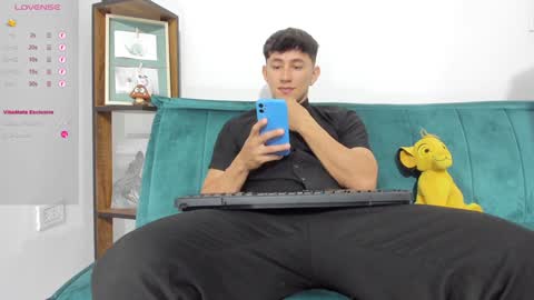 Snapshot of jacques_cardiet chatting on 01-02-25, 04:02 jacobo online show from 01-02-25, 04:02