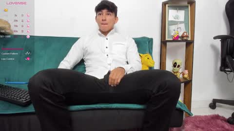 Snapshot of jacques_cardiet chatting on 03-06-25, 12:30 jacobo online show from 03-06-25, 12:30