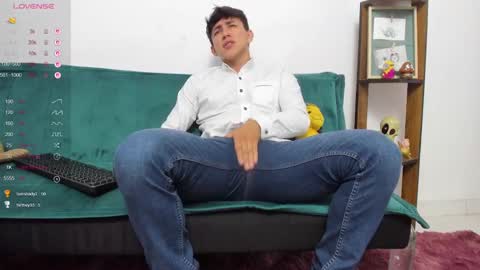 Snapshot of jacques_cardiet chatting on 03-11-25, 10:53 jacobo online show from 03-11-25, 10:53