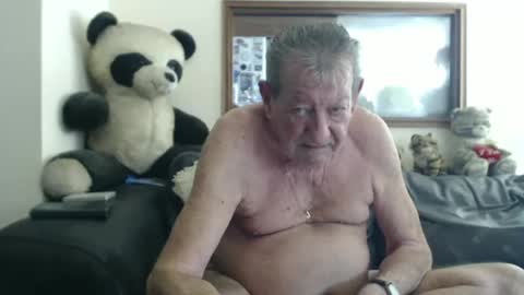 Snapshot of jacques_de_france chatting on 04-30-26, 02:23 Jacques online show from 04-30-26, 02:23