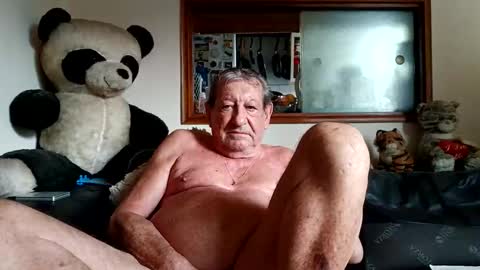 Snapshot of jacques_de_france chatting on 05-28-26, 04:59 Jacques online show from 05-28-26, 04:59