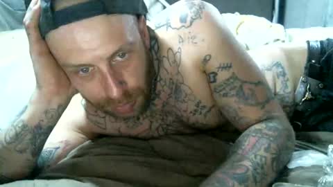 Snapshot of jacquestrap90 chatting on 05-13-26, 08:12 vincentlove online show from 05-13-26, 08:12