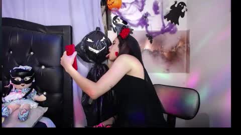 Snapshot of jadde_blair chatting on 10-30-25, 11:49 jadde_blair online show from 10-30-25, 11:49