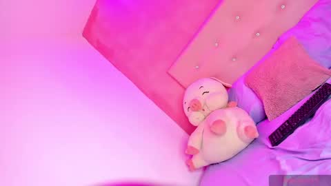 Vanniall online show from 12-22-24, 04:39