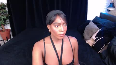 Jade online show from 10-12-25, 07:35