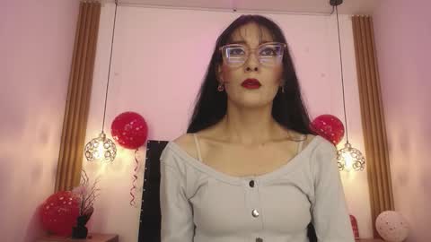 Snapshot of jade_arisha chatting on 02-12-26, 01:17 MONICA online show from 02-12-26, 01:17