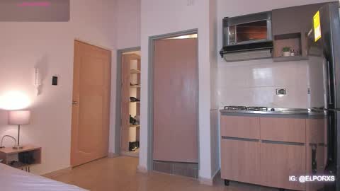 jade_candy21 online show from 02-07-26, 03:27