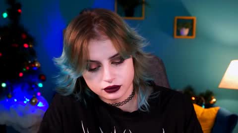 jade_castle online show from 01-14-25, 05:08