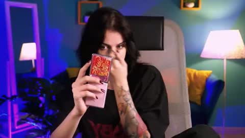 Snapshot of jade_castle chatting on 06-10-26, 05:01 jade_castle online show from 06-10-26, 05:01
