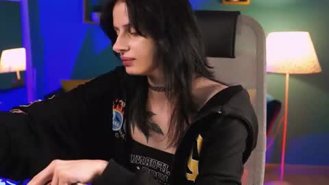 Snapshot of jade_castle chatting on 06-24-26, 03:38 jade_castle online show from 06-24-26, 03:38