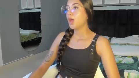 Snapshot of jade_lovv chatting on 06-26-26, 07:51 jade_lovv online show from 06-26-26, 07:51