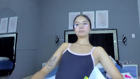 Snapshot of jade_lovv chatting on 06-27-26, 07:08 jade_lovv online show from 06-27-26, 07:08