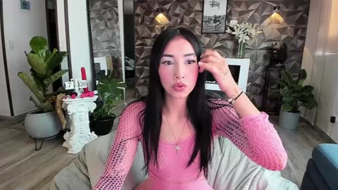 Jade  independent model online show from 01-15-25, 12:36