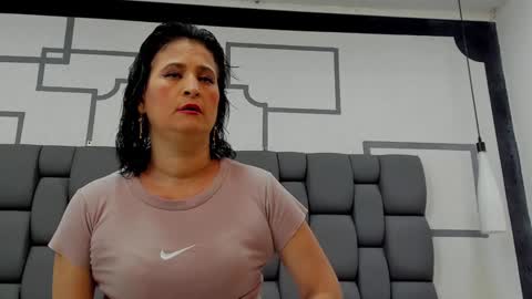 Jade  online show from 12-30-24, 11:04