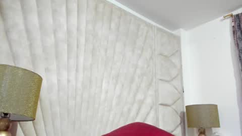 Jade  online show from 11-11-25, 10:15