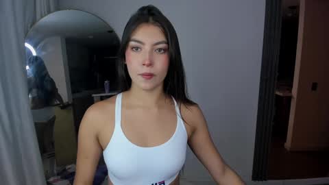 Jade online show from 02-17-25, 01:04